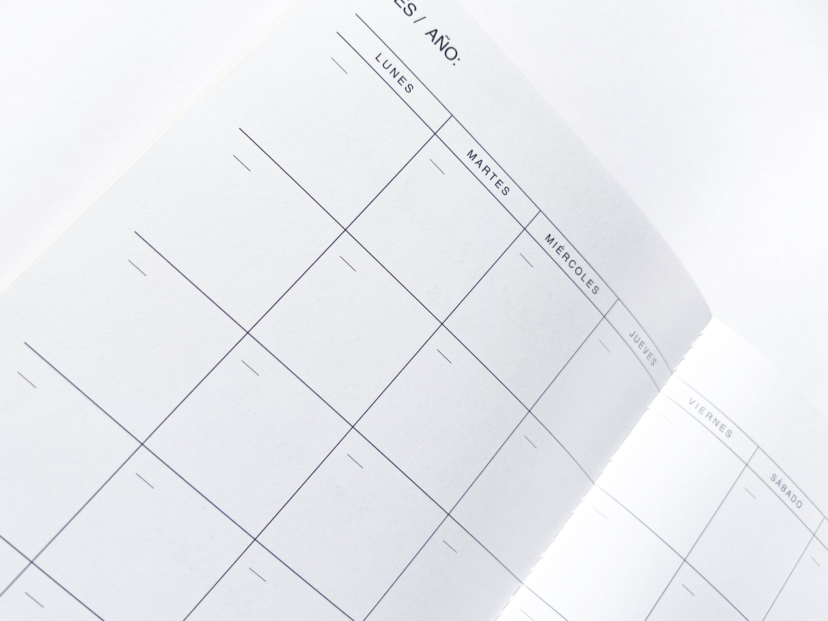 Monthly Planner (Spanish Version) Black | Gifts Stationery | A5