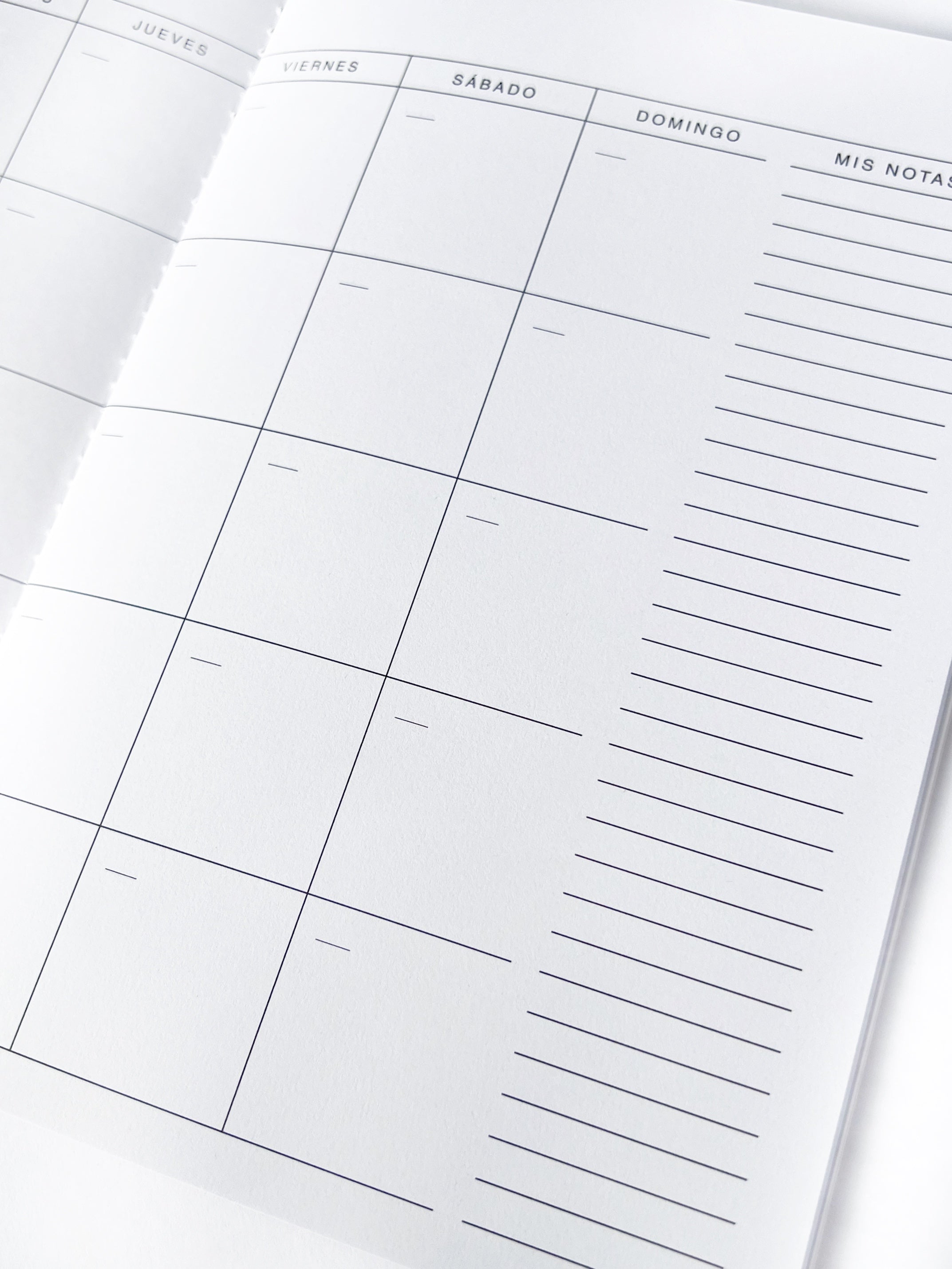 Monthly Planner (Spanish Version) Black | Gifts Stationery | A5