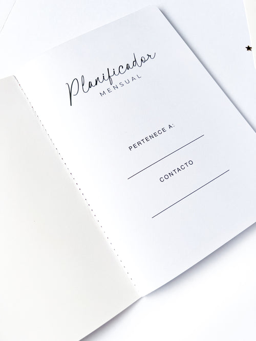 Monthly Planner (Spanish Version) Black | Gifts Stationery | A5